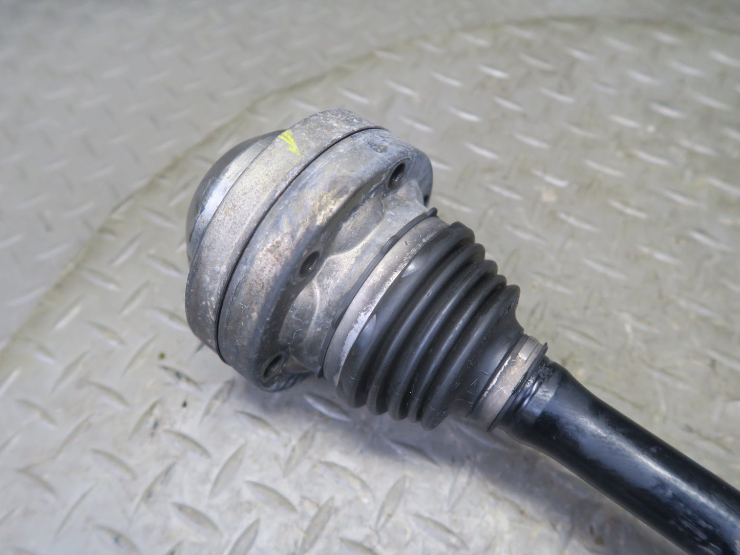 2011-2018 Porsche Cayenne 958 AWD Front Left or Right Suspension Axle Shaft