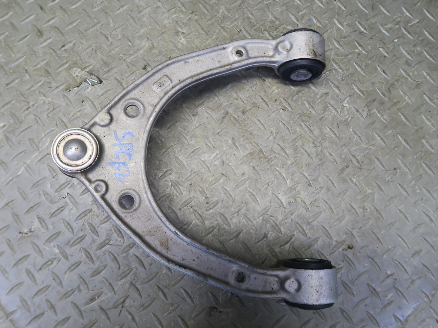 2011-2018 Porsche Cayenne 958 Front Left Upper & Lower Control Arm Set