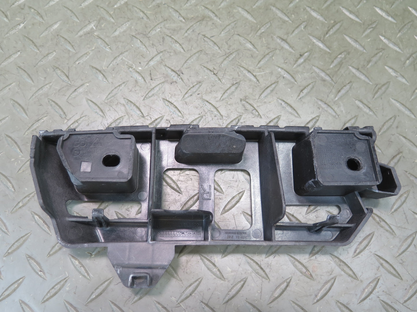 2015-2018 Porsche Cayenne 958.2 Rear Bumper Mount Bracket Support Set of 5