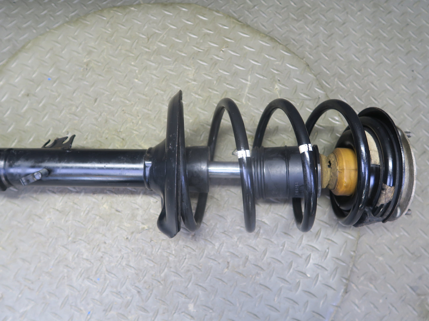 96-99 BMW E36 328iC Convertible Set of 2 Front Sachs Strut Shock Absorber