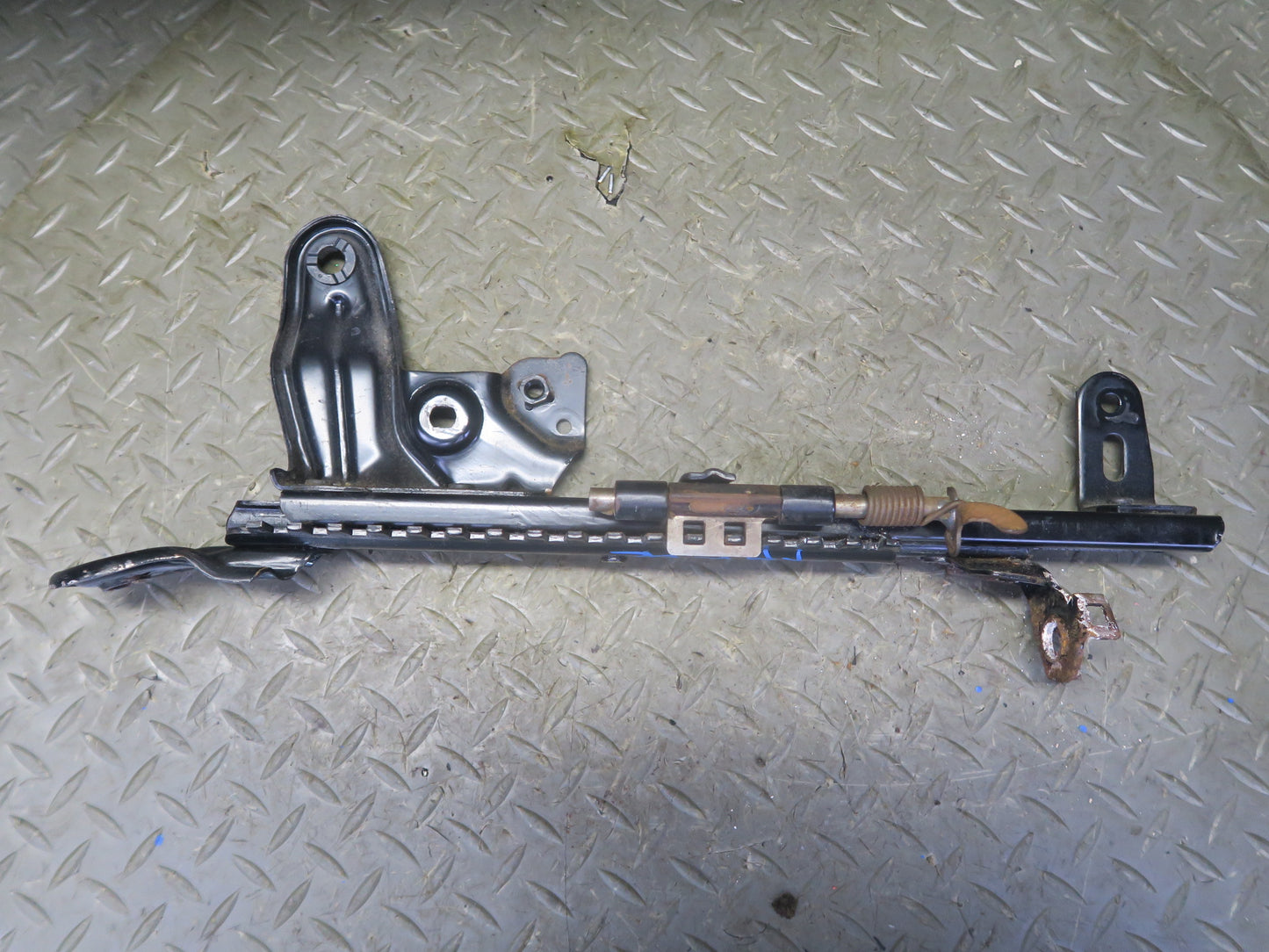 91-95 Toyota MR2 SW21L Right Passenger Seat Lower Frame Track Rail Set OEM