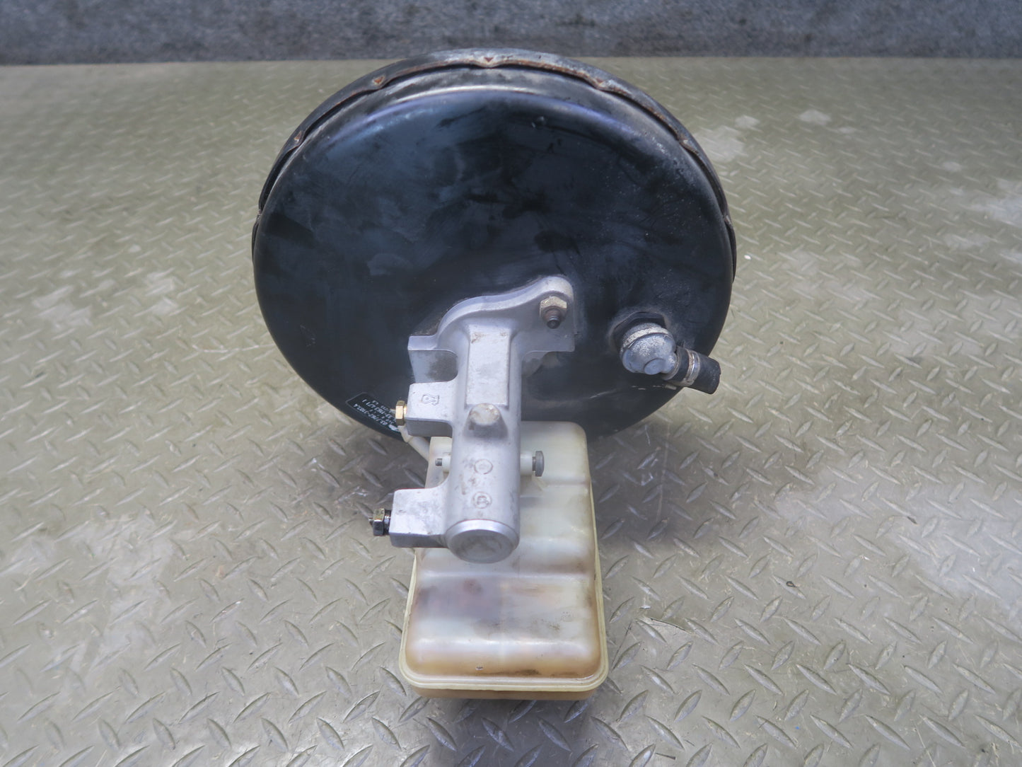 94-99 BMW E36 318i 318ti Brake Master Cylinder Booster Fluid Reservoir OEM