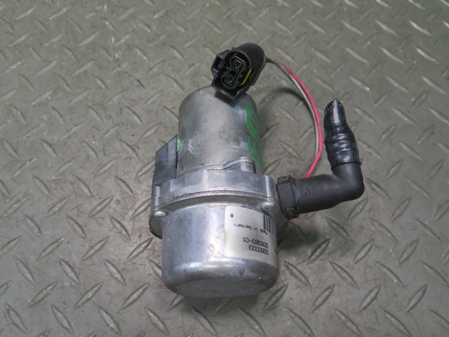 2008-2013 BMW E90 E92 E93 M3 Brake Booster Vacuum Pump 2283333