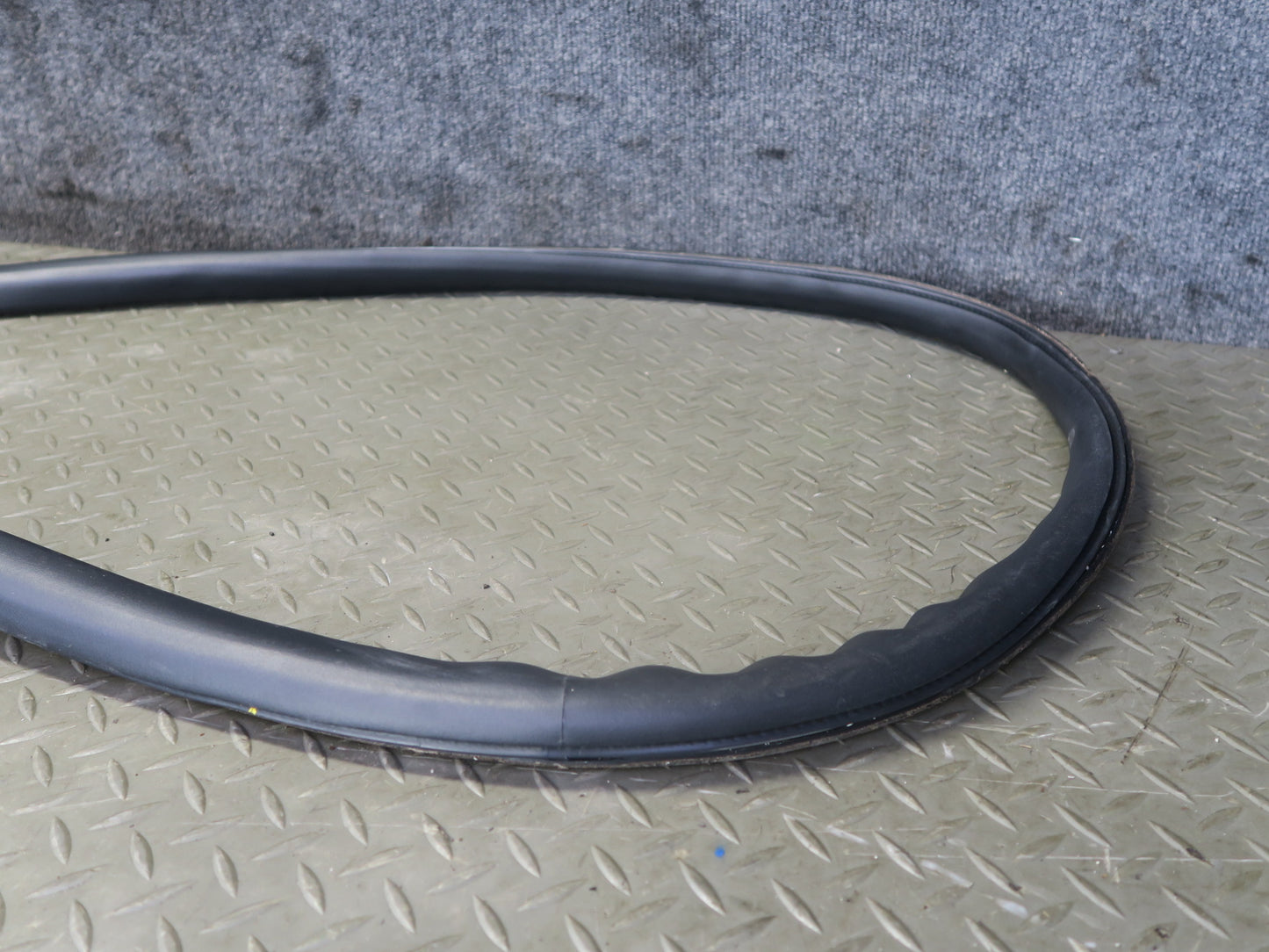 2010-2016 Porsche Panamera 970 Rear Trunk Weatherstrip Rubber Seal Gasket