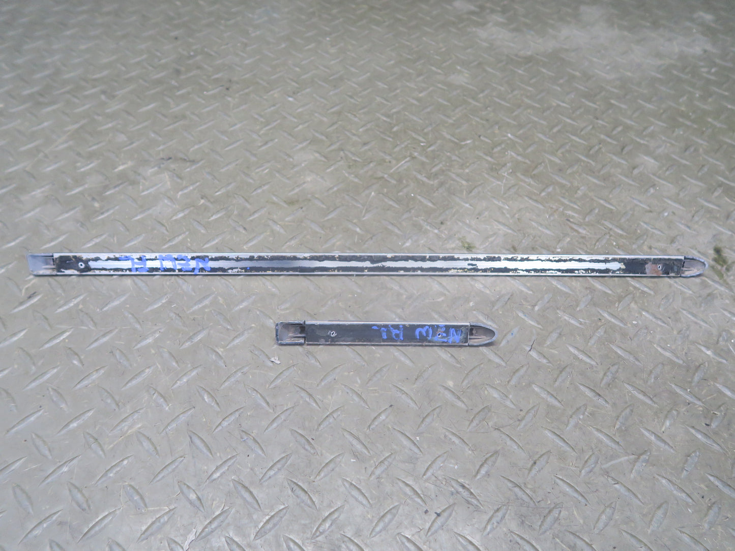 79-83 Datsun 280ZX 2+0 Set of 3 Left Front & Rear Door & Fender Molding OEM