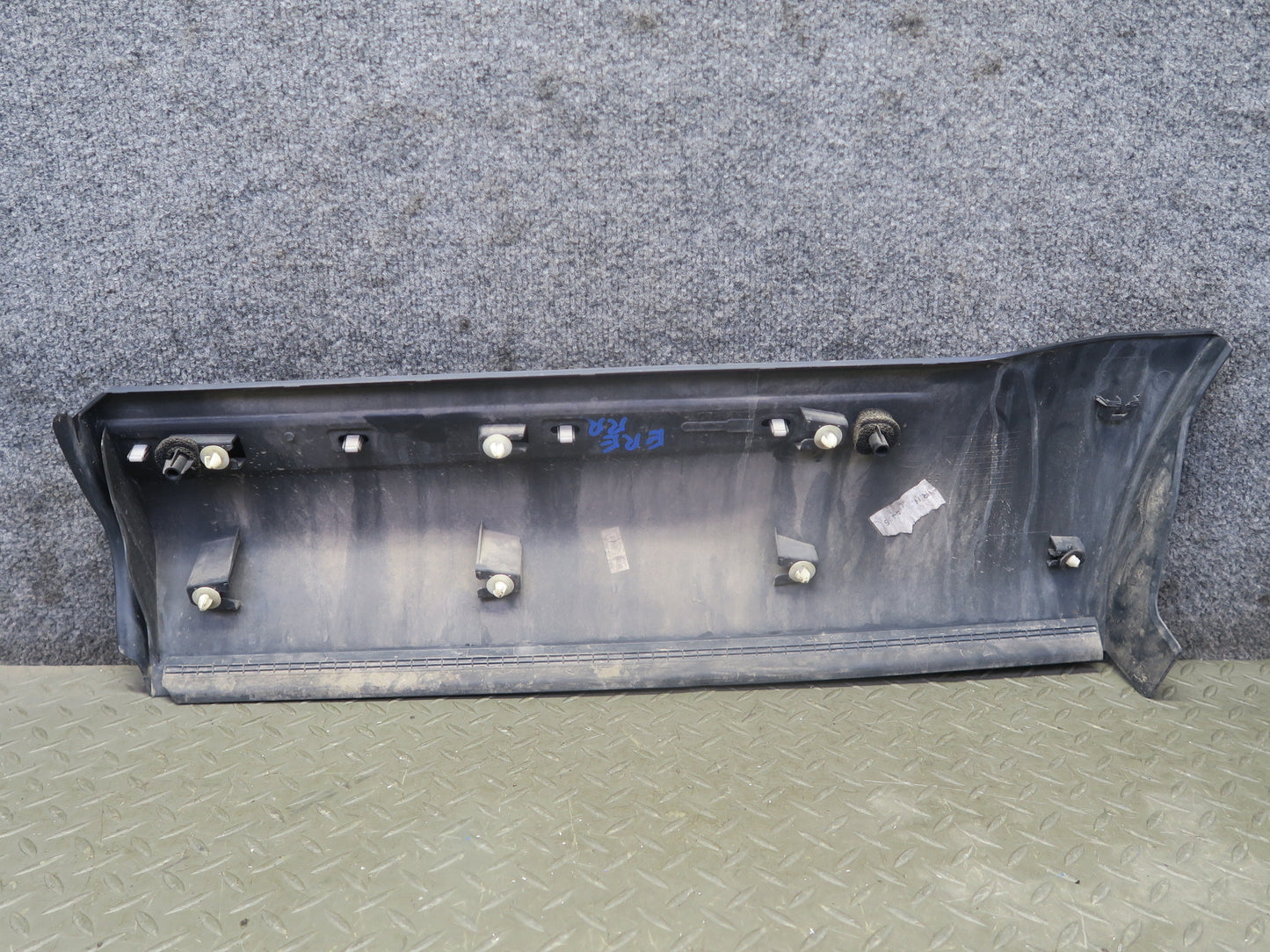 12-19 Range Rover Evoque L538 Front & Rear Right Door Lower TRM Molding Set of 2
