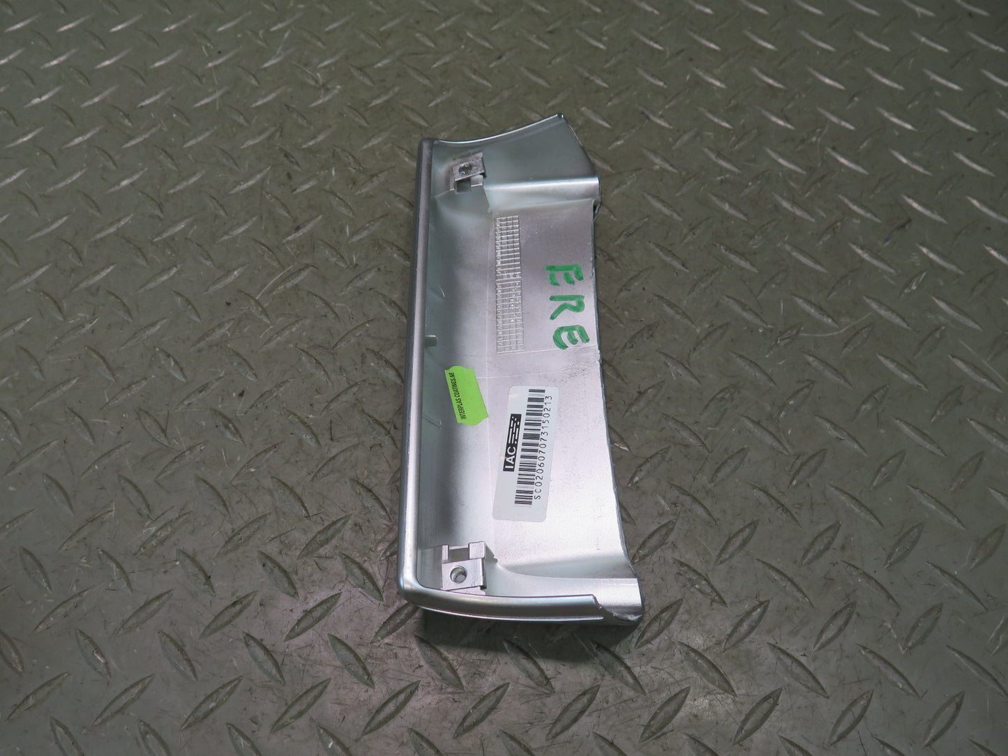2012-2013 Range Rover Evoque L538 Rear Center Console Trim Cover Panel