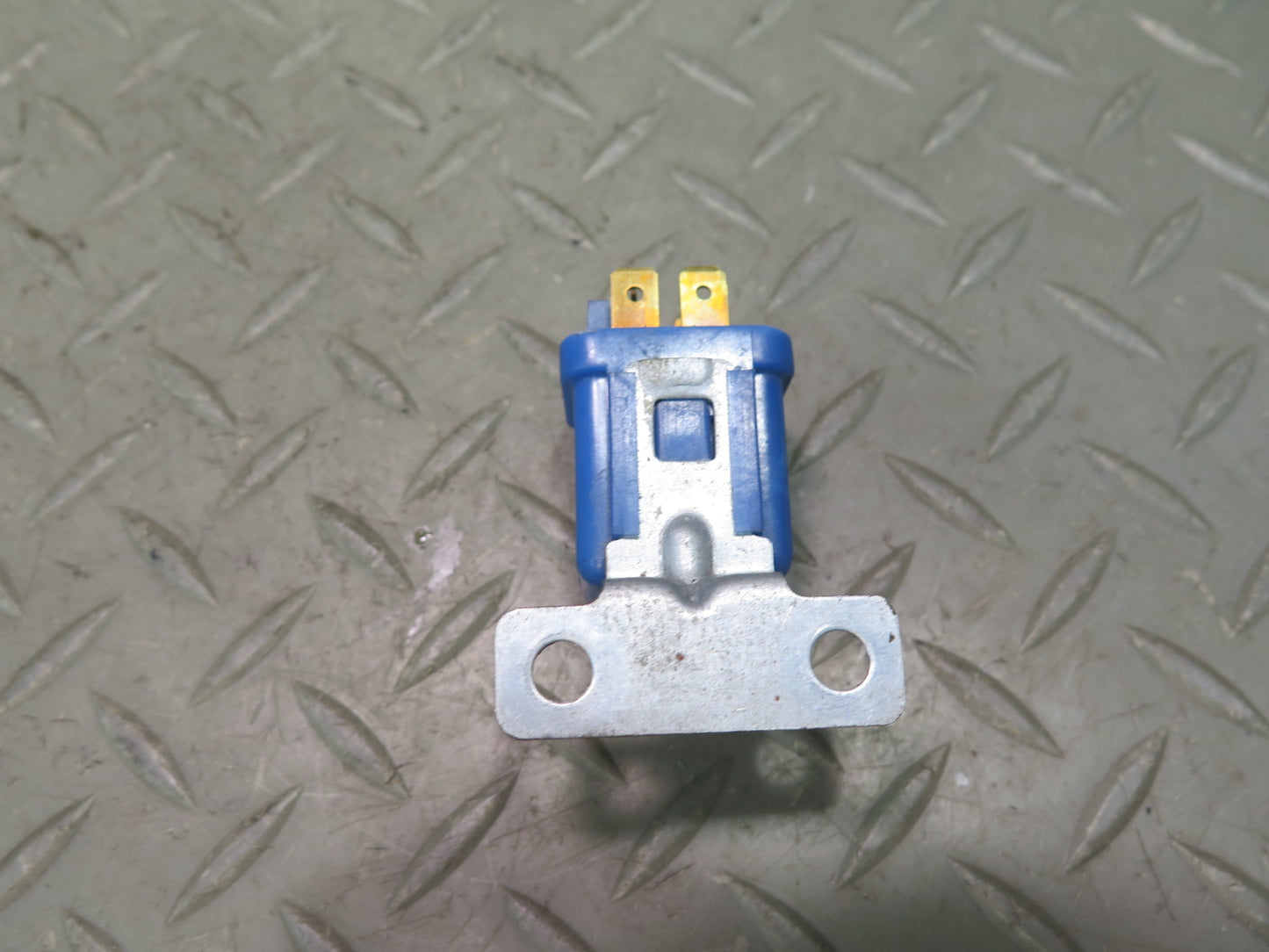 82-83 Datsun 280ZX S130 Cruise Control Relay w Mount OEM