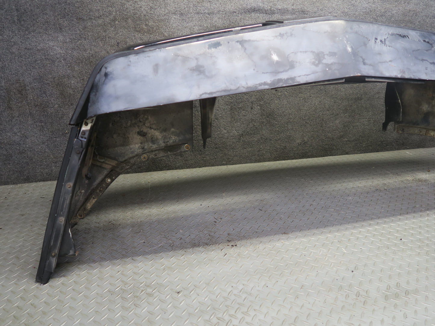 84-90 Chevrolet Corvette C4 Front Bumper Cover w License Plate Cover Black OEM