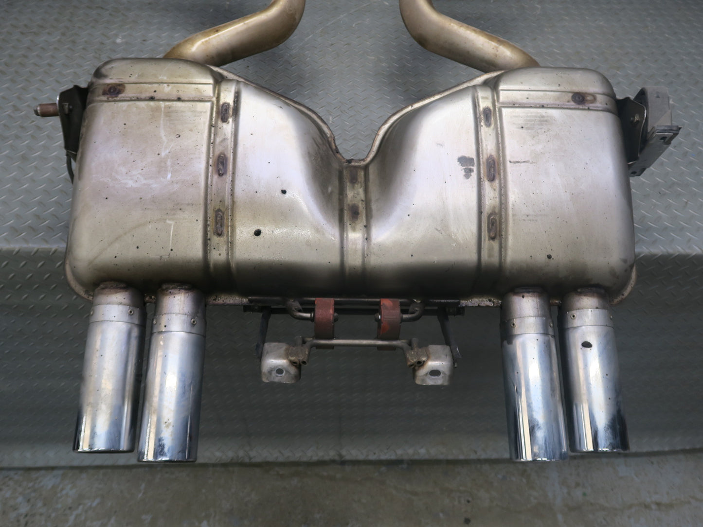 2008-2013 BMW E92 E93 M3 Rear Back Exhaust Muffler W/ Chrome Tips 7840575
