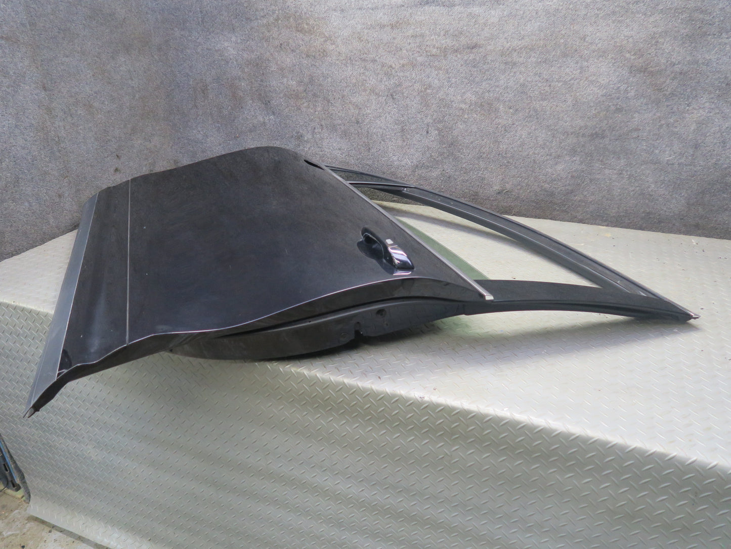 2011-2018 Porsche Cayenne 958 Front Left Side Door Shell Panel W/ Glass Black