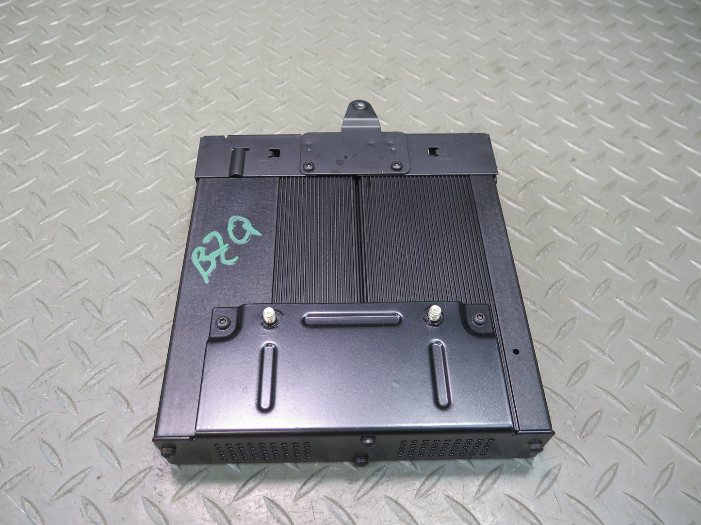 98-99 BMW E36/7 Z3 Harman Kardon Audio Sound AMP Amplifier 8399683 OEM