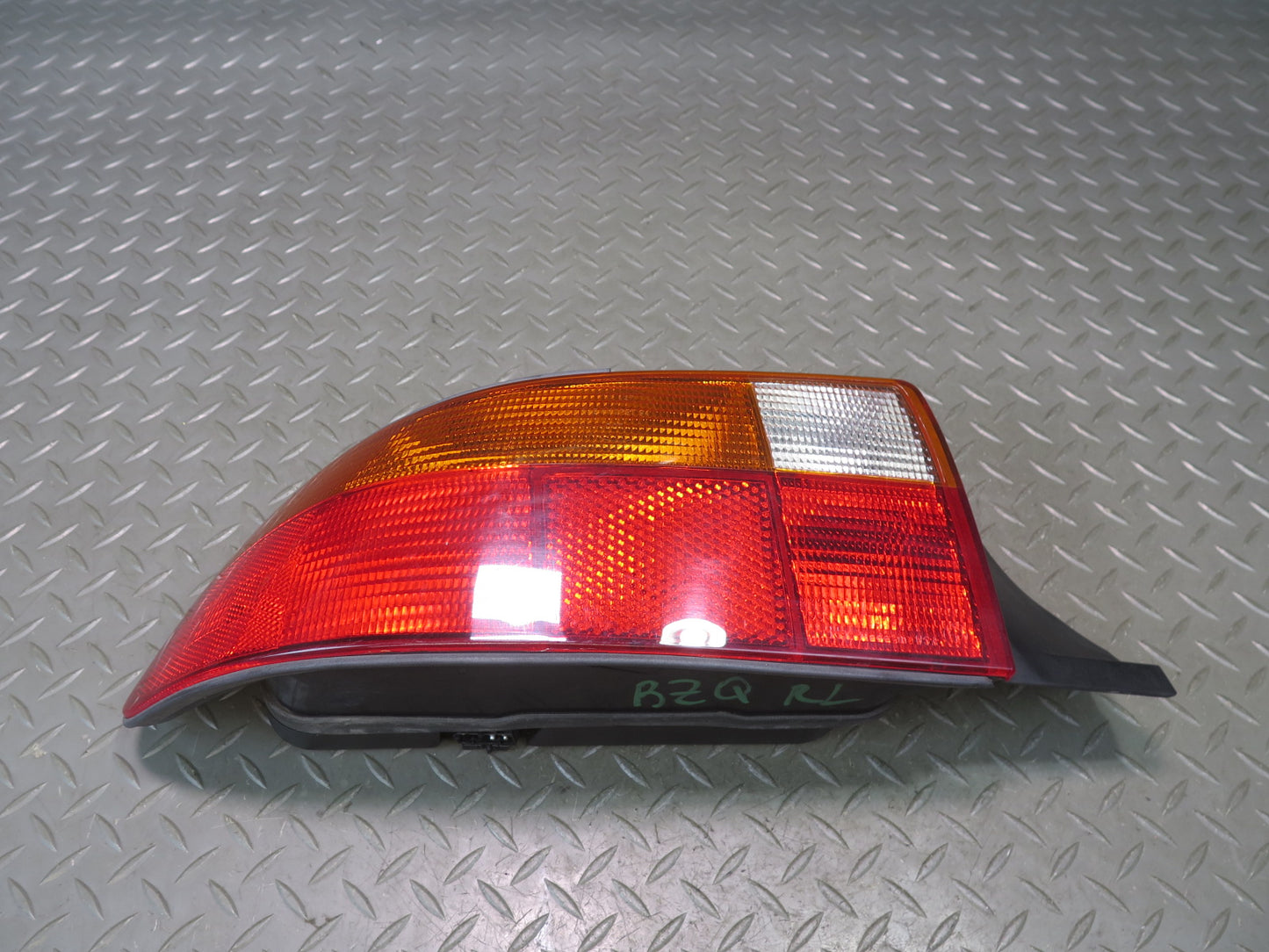 96-99 BMW E36/7 Z3 Roadster Set of 2 Rear Left & Right Tail Light Lamp OEM