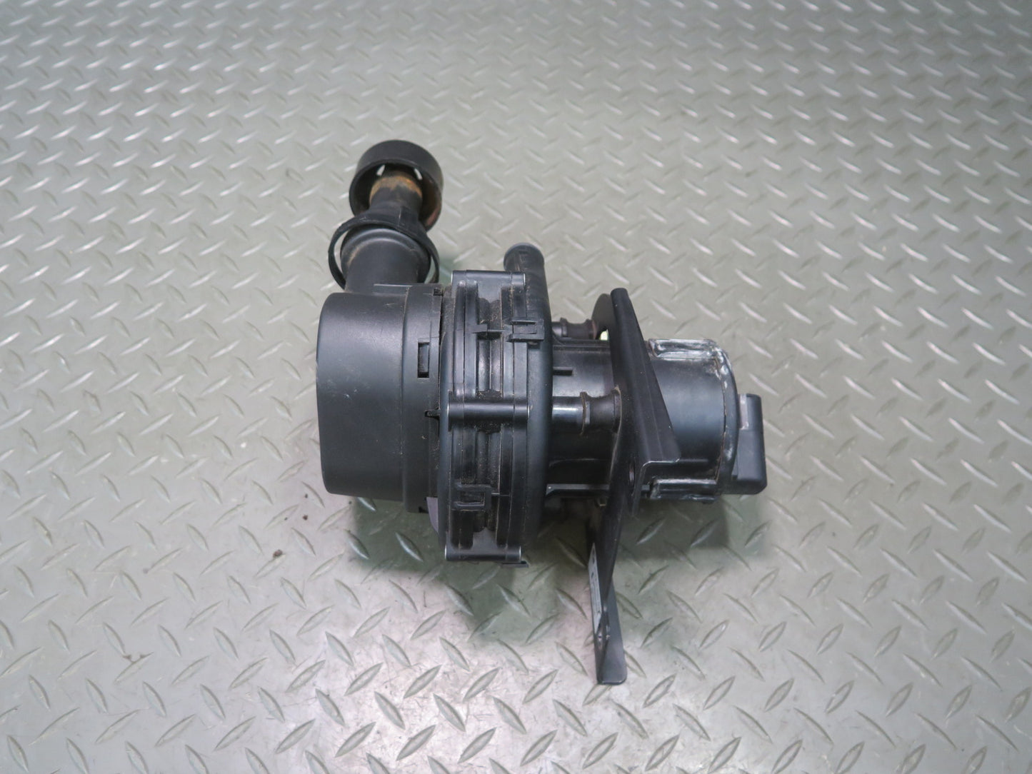 97-99 BMW E36/7 Z3 2.8L 3.2L Secondary Air Injection Smog Pump OEM