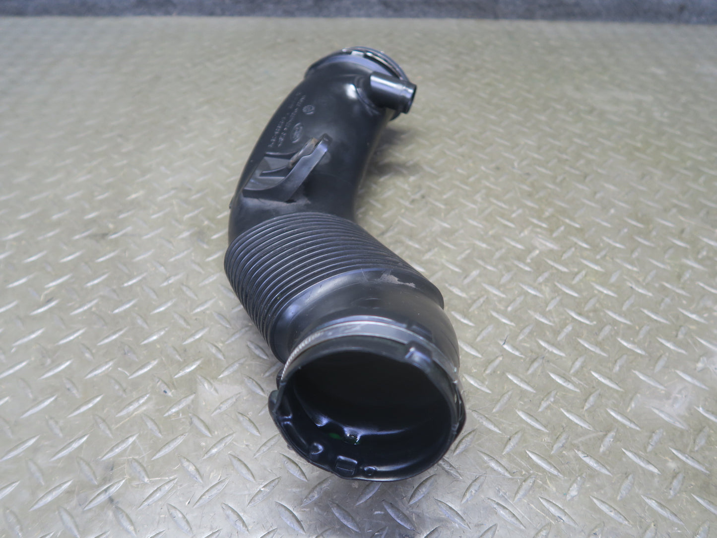 2012-2015 Range Rover Evoque L538 Air Intake Duct Tube Hose BJ32-9C620-BC