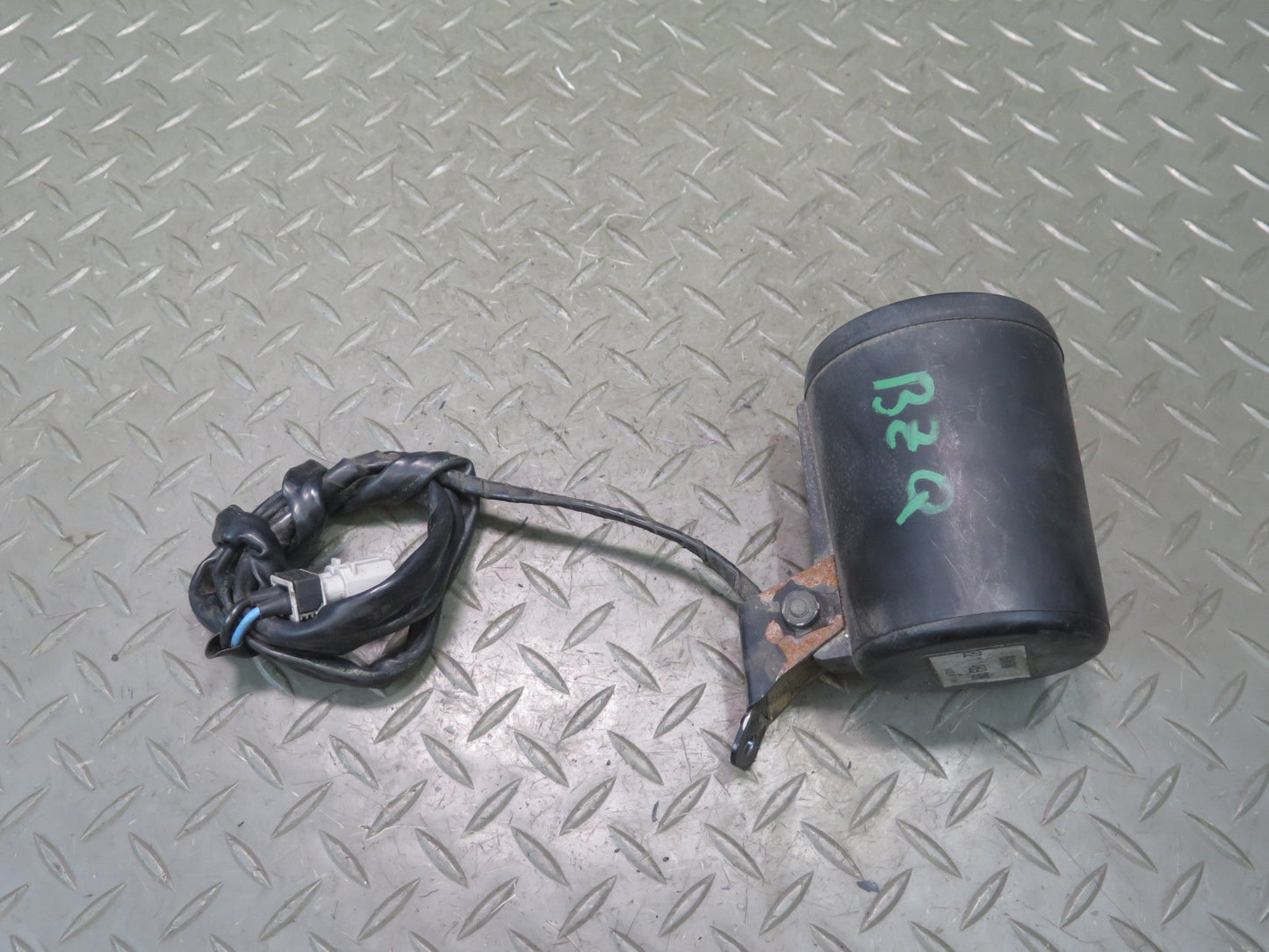 96-02 BMW E36/7 Z3 Security Anti Theft Alarm Horn Siren 1469926 OEM