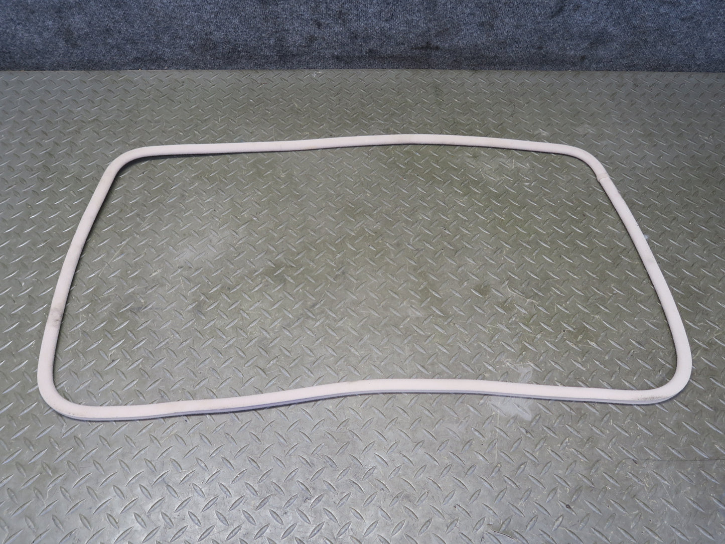 02-05 Lexus JCE10L IS300 Sedan Sunroof Moonroof Shade Cover w Seal Ivory OEM
