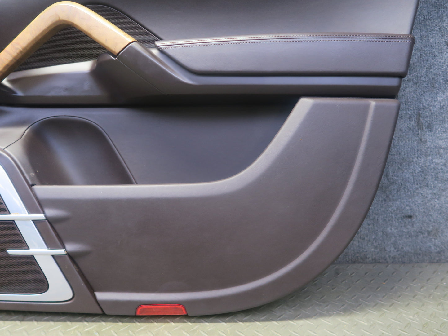 2011-2018 Porsche Cayenne 958 Front Left & Right Door Interior Trim Panel Set