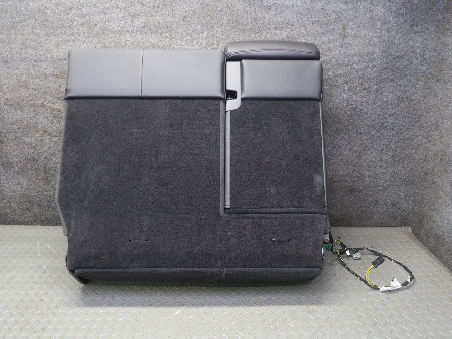 2014-2017 Range Rover Sport L494 Rear Left Seat Upper Backrest Leather Cushion