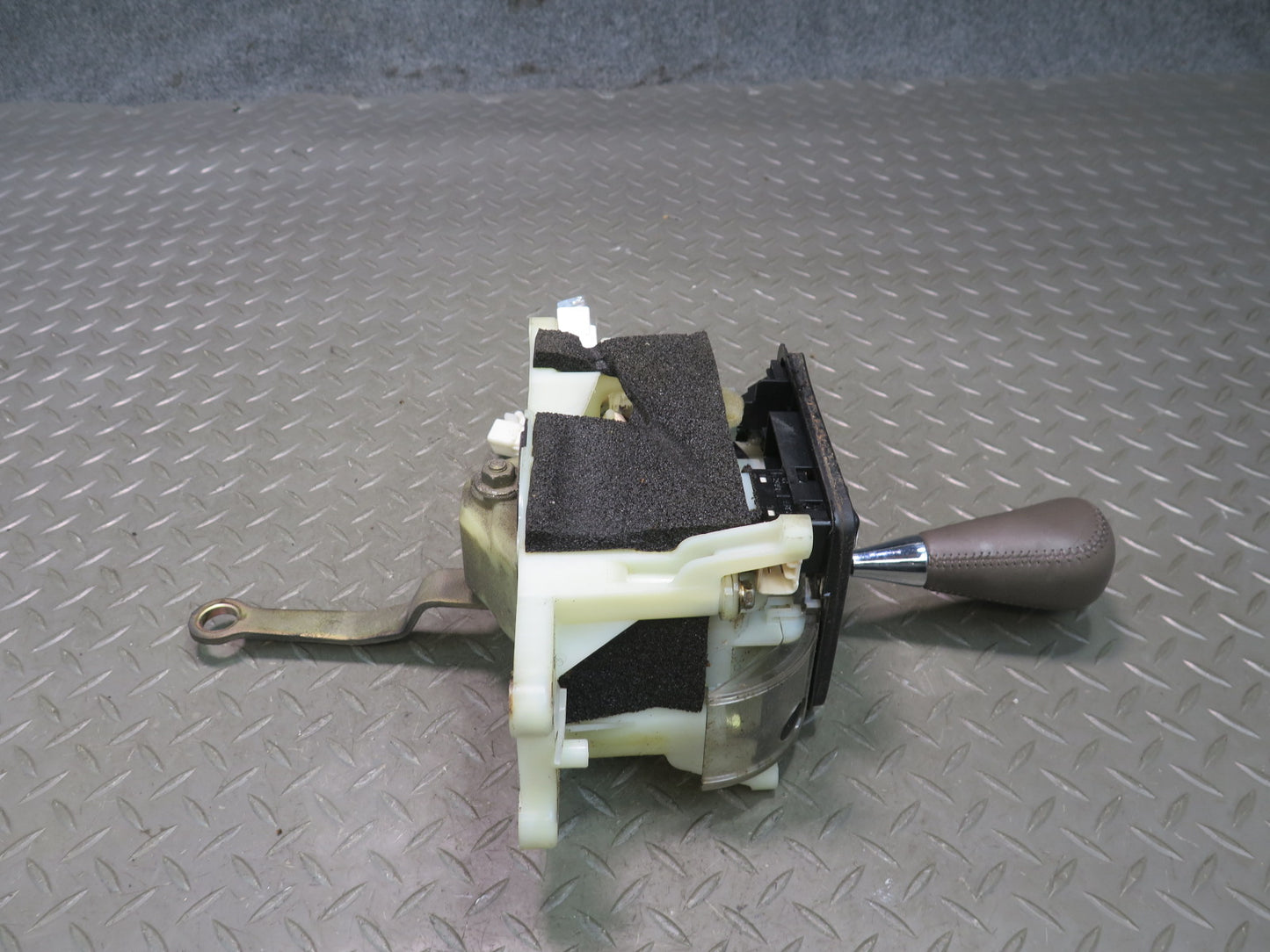 98-00 Lexus UCF20L LS400 A/T Automatic Transmission Gear Shifter w Knob OEM