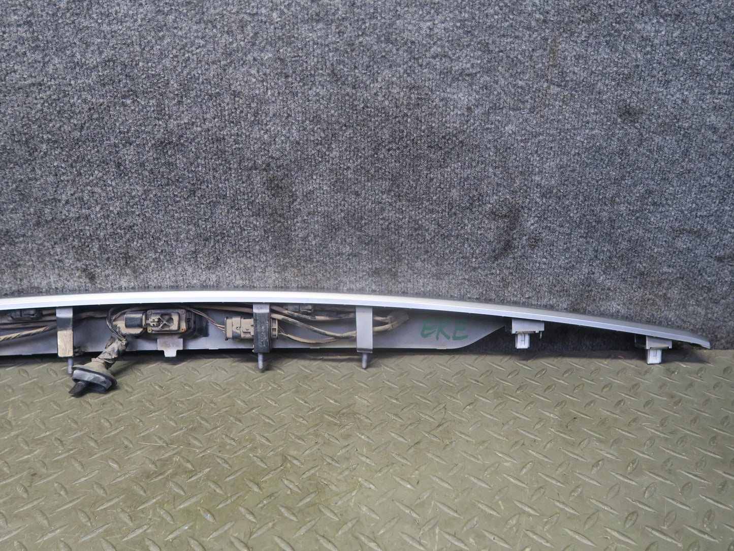 12-15 Range Rover Evoque L538 Rear Trunk Lid Light Finisher Trim Panel w Camera