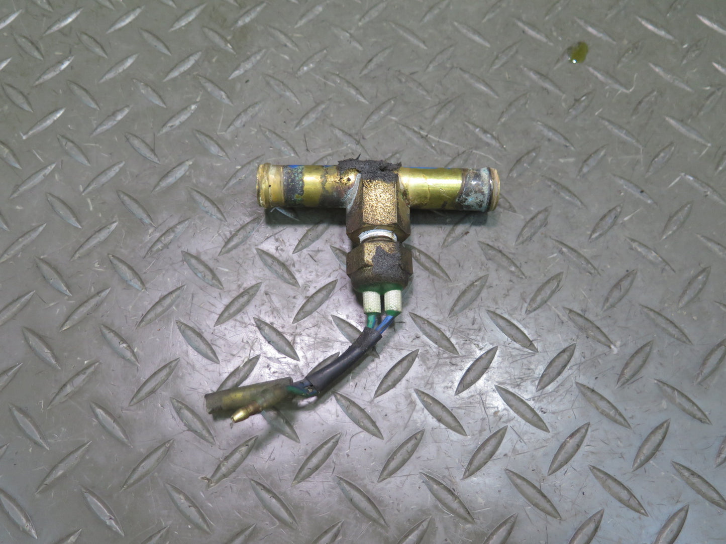 82-83 Datsun 280ZX S130 Turbo Thermostat w Pressure Regulator & Outlet Set OEM