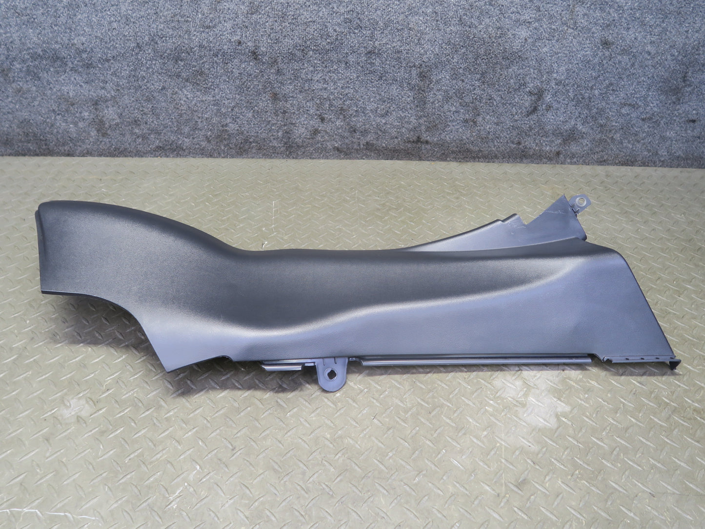 2014-2019 Range Rover Sport L494 Rear C Pillar Seat Trim Bolster Panel Set of 2