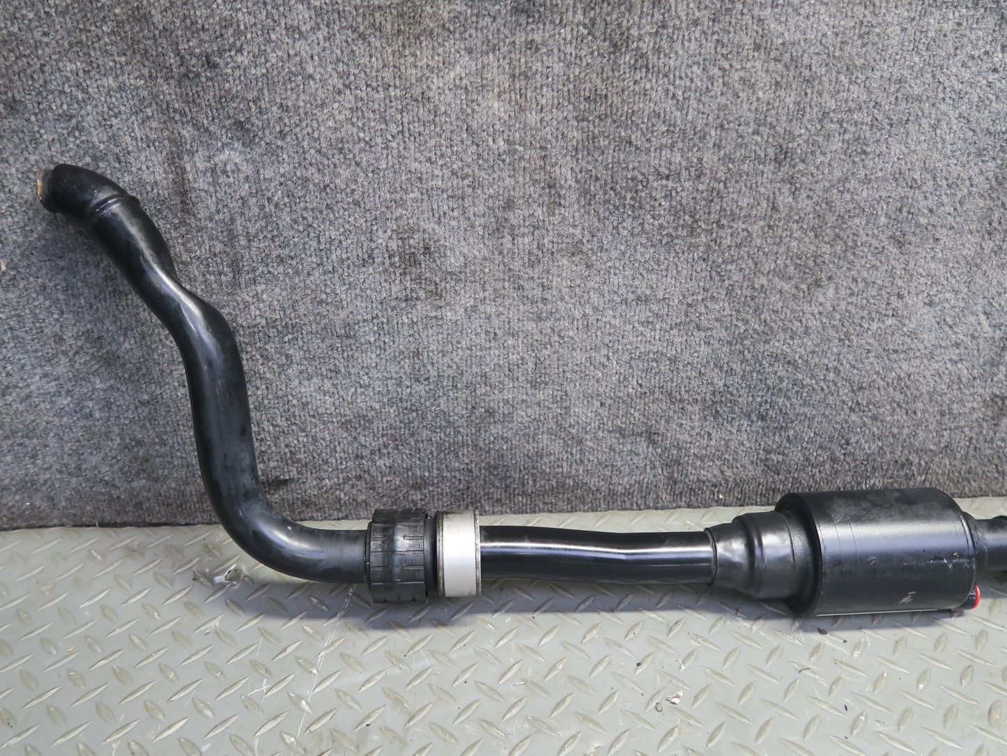 2011-2018 Porsche Cayenne 958 Front Active Stabilizer Sway Bar 7P5411305A