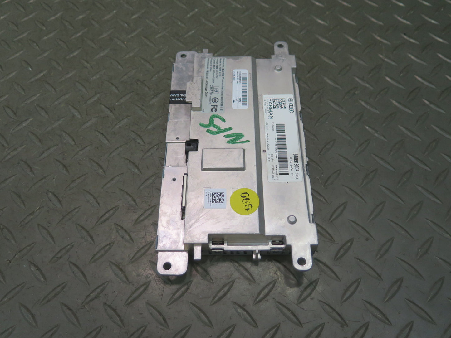 2012 Audi B8 A5 S5 Dash Navigation Information Screen Display 8R0919604 OEM