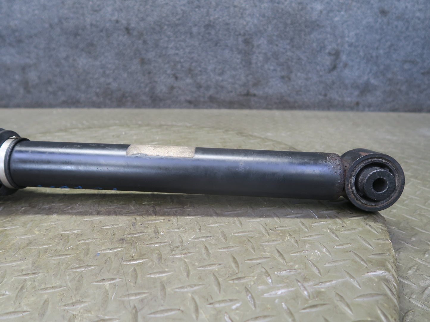 2014-2017 Range Rover Sport L494 AWD Rear Left Air Shock Strut Absorber