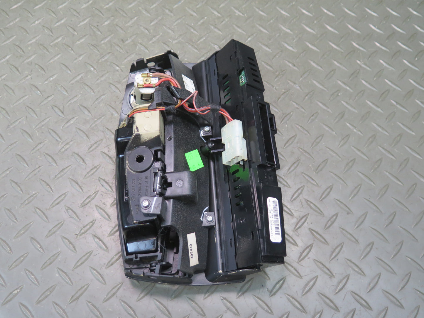 05-08 BMW E85 Z4 Dash Center Console Ash Tray Button Switch Panel 6948771 OEM