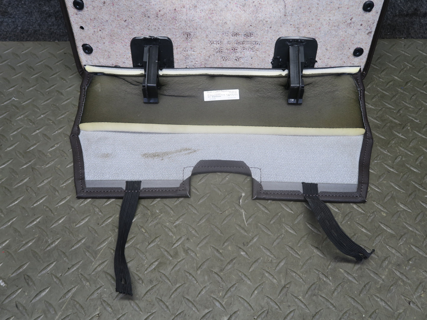 2011-2018 Porsche Cayenne 958 Front Left Driver Side Seat Back Panel Cover Trim