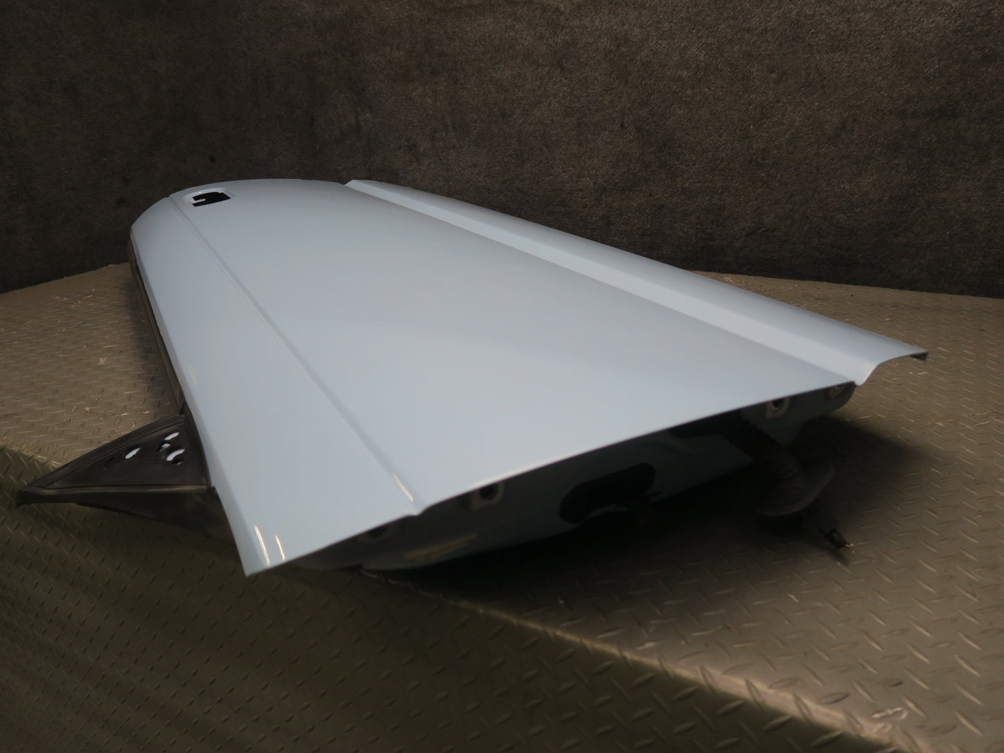 02-05 Ford Thunderbird Left Door Shell Panel Robins EGG Blue 33k Miles OEM