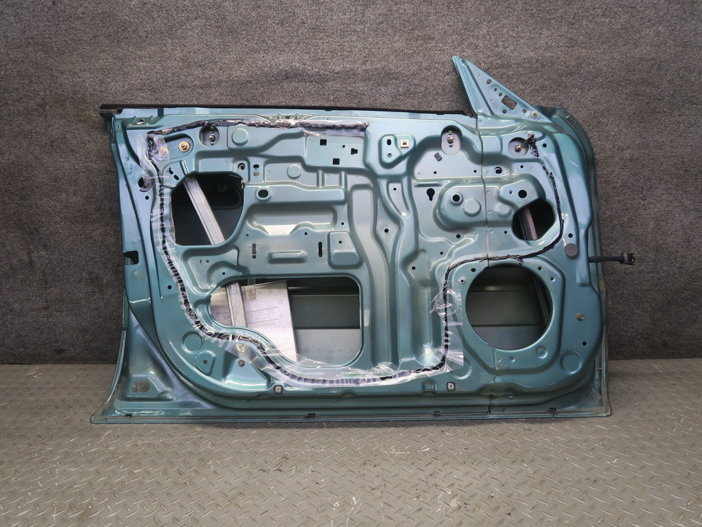 96-98 Nissan Stagea WGC34 Front Left Door Shell Panel Emerald Green OEM