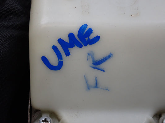 75-76 Mercedes W115 300D Front Right Turn Signal Light OEM