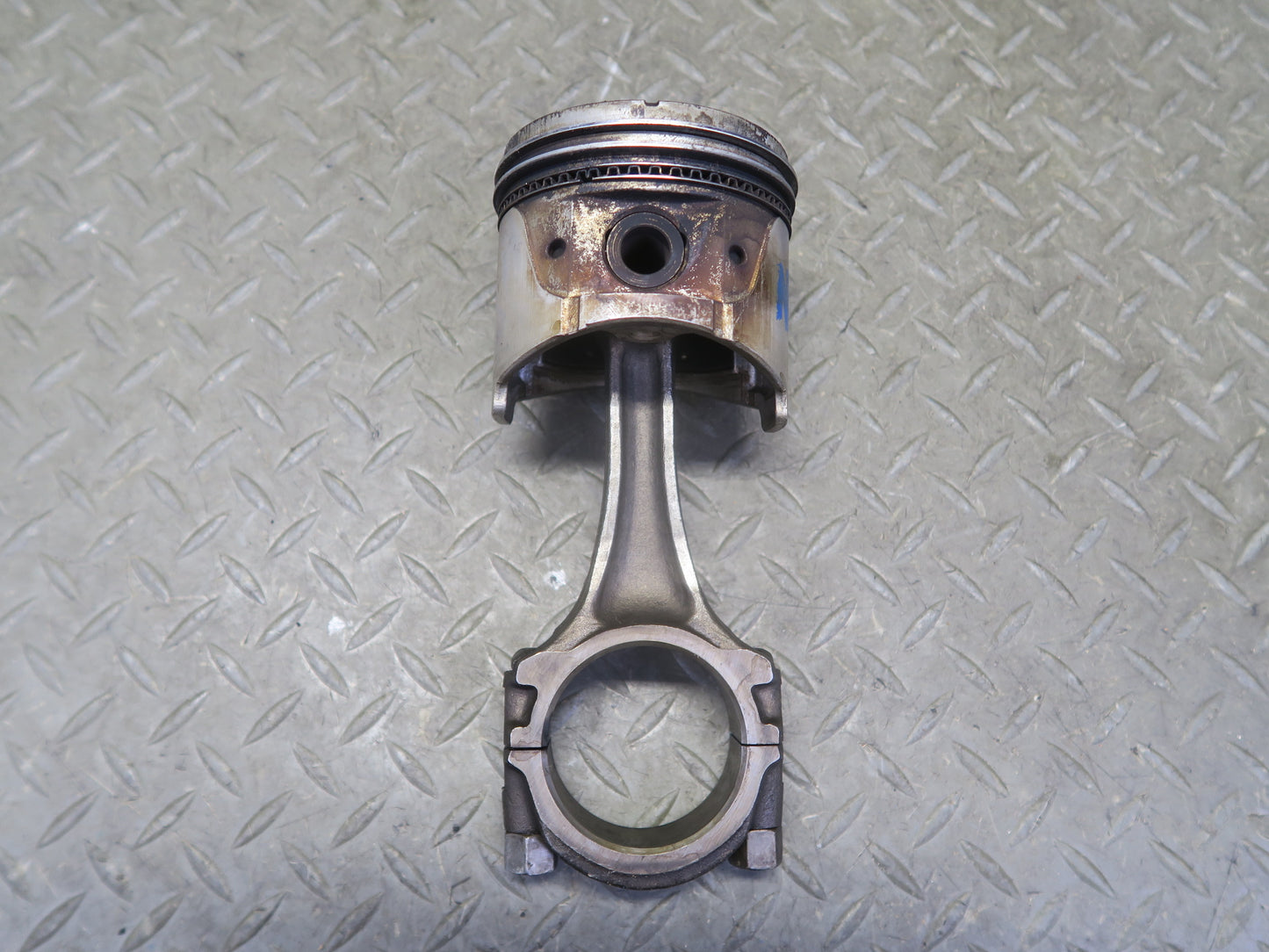 81-83 Datsun S130 280ZX 2.8L L28ET Turbo Engine Piston Connecting Rod 80K OEM