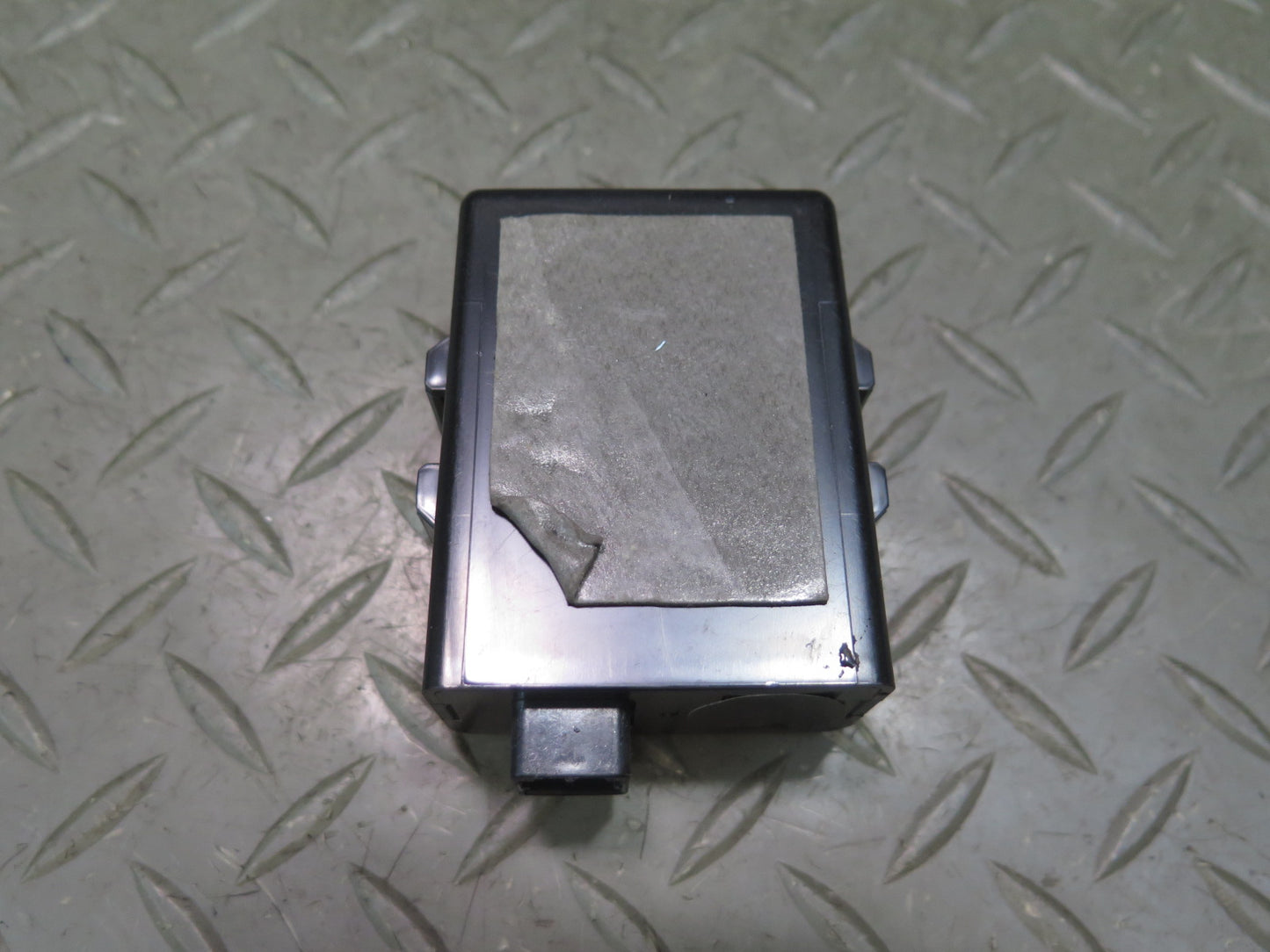 96-98 Nissan Stagea WGC34 Under Dashboard Dash ECU Control Module OEM