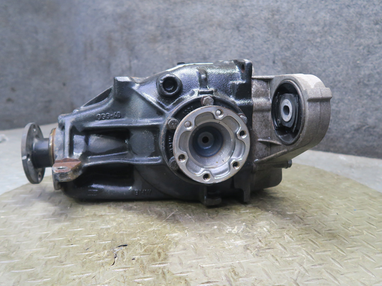 97-00 BMW E36/7 Z3 2.8L A/T Rear LSD Differential Carrier 4.10 Ratio 1428260 OEM