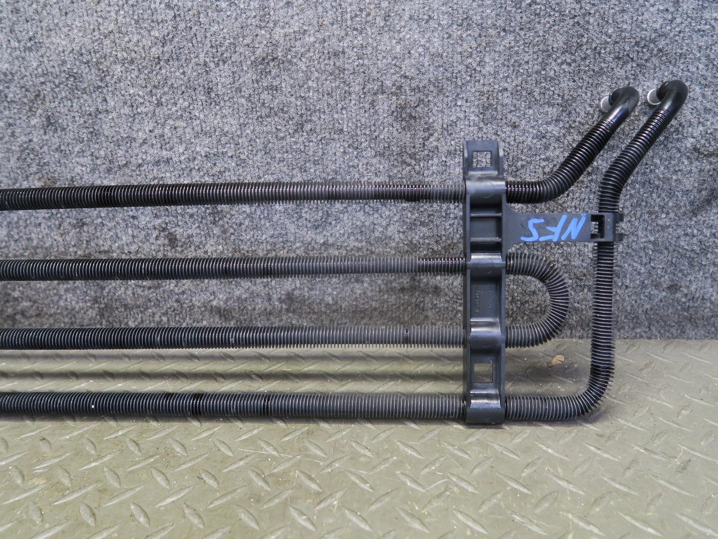 08-12 Audi 8T S5 4.2L Power Steering Oil Cooler Cooling Line Coil 8K0422885D OEM