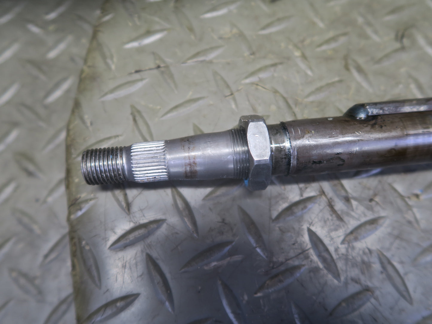 96-98 Nissan Stagea WGC34 RB25DE RWD Steering Column U Joint Linkage Shaft OEM