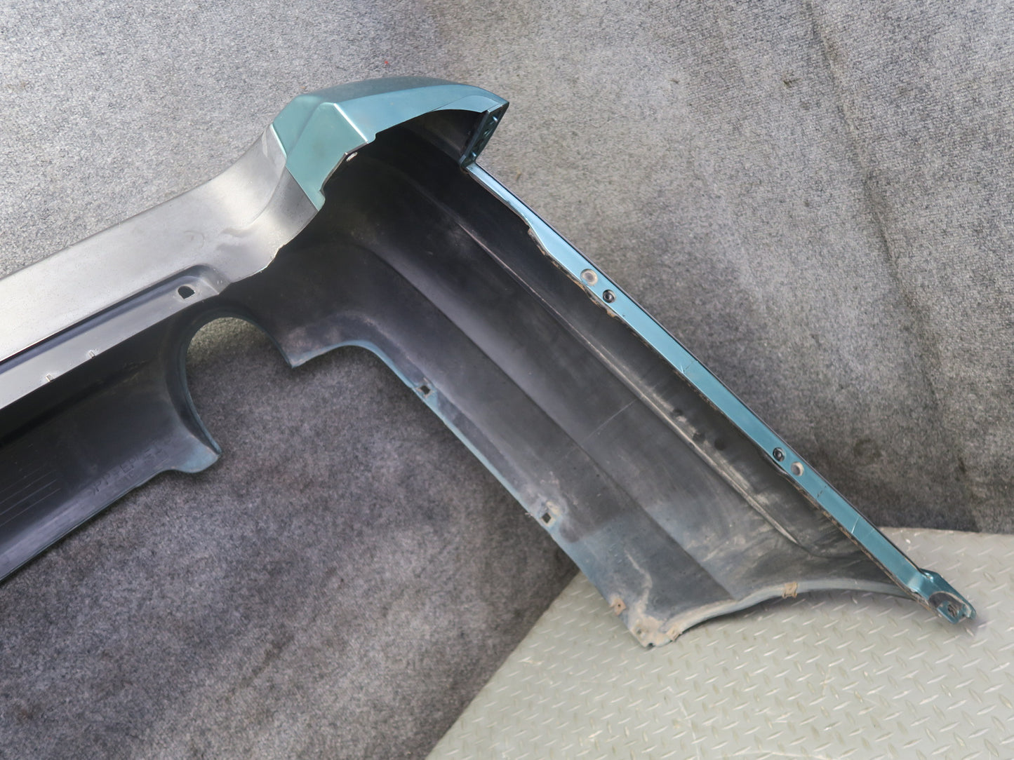 96-98 Nissan Stagea WGC34 Rear Bumper Panel Cover Emerald Green OEM