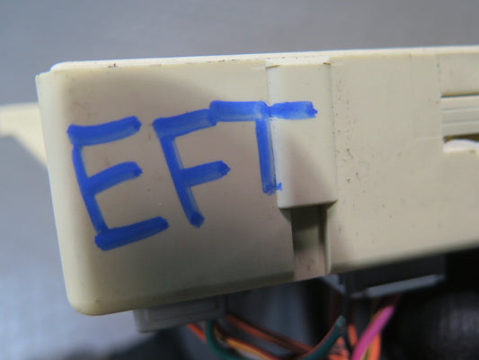 02-05 Ford Thunderbird Fuse Relay Box 1W6T-14A067-AC OEM