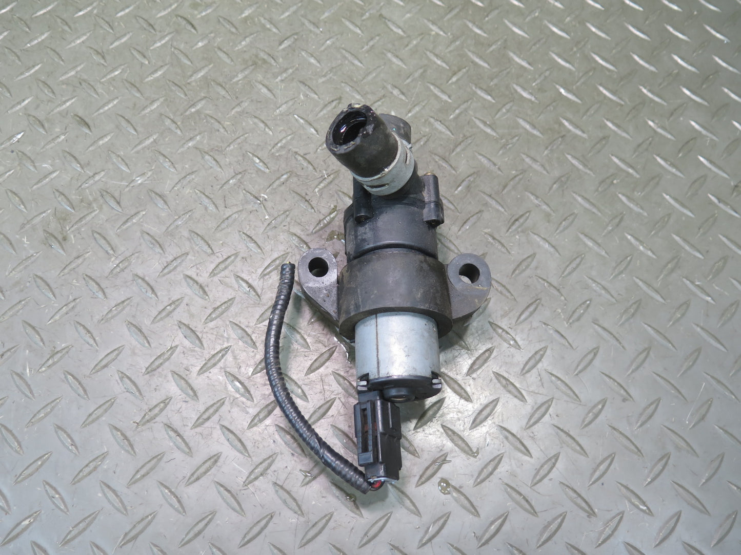 02-05 Ford Thunderbird Auxiliary AUX Coolant Water Pump 0392020071 OEM