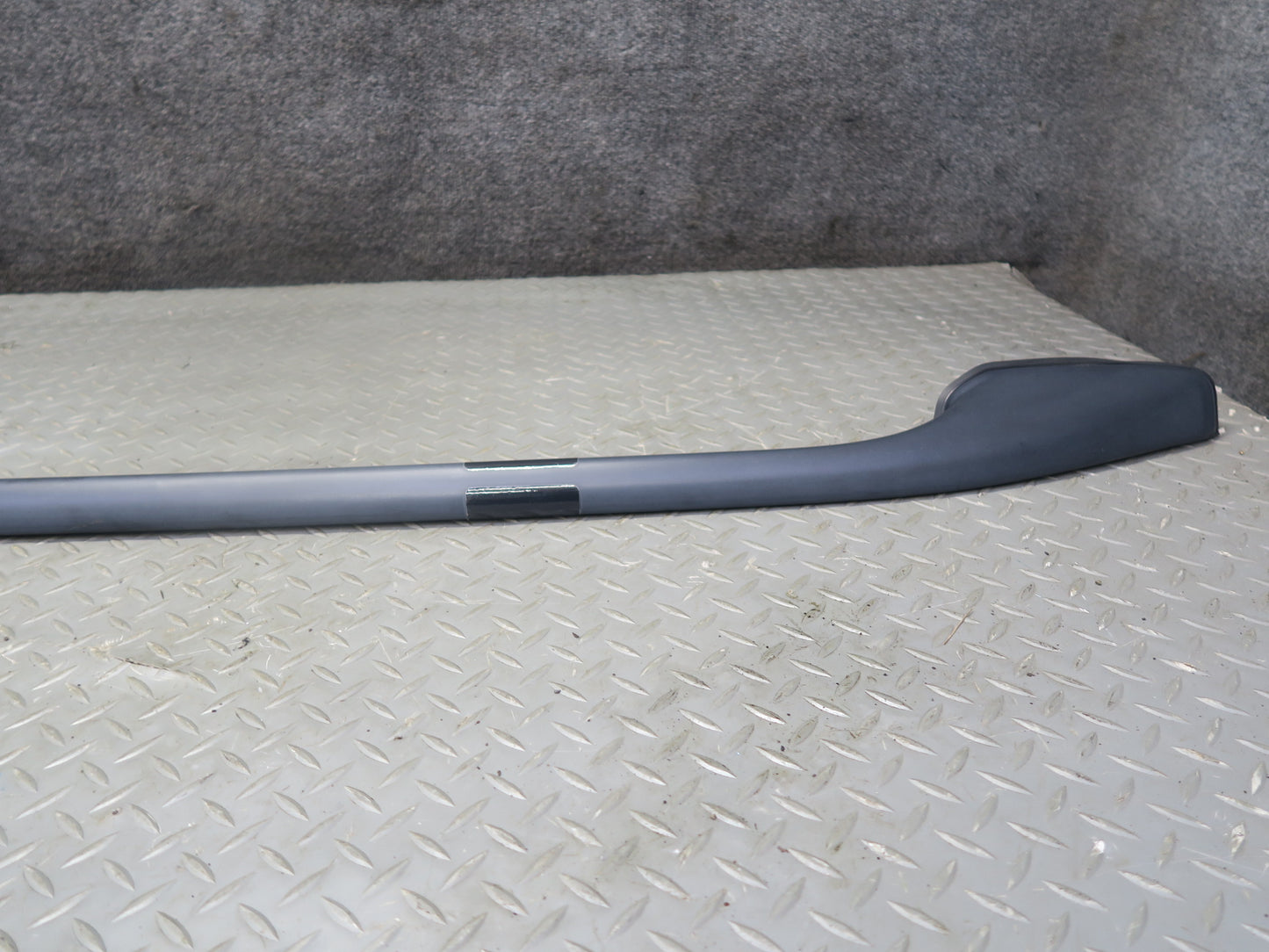 96-98 Nissan Stagea WGC34 Left & Right Cargo Luggage Roof Rack Rail Set OEM