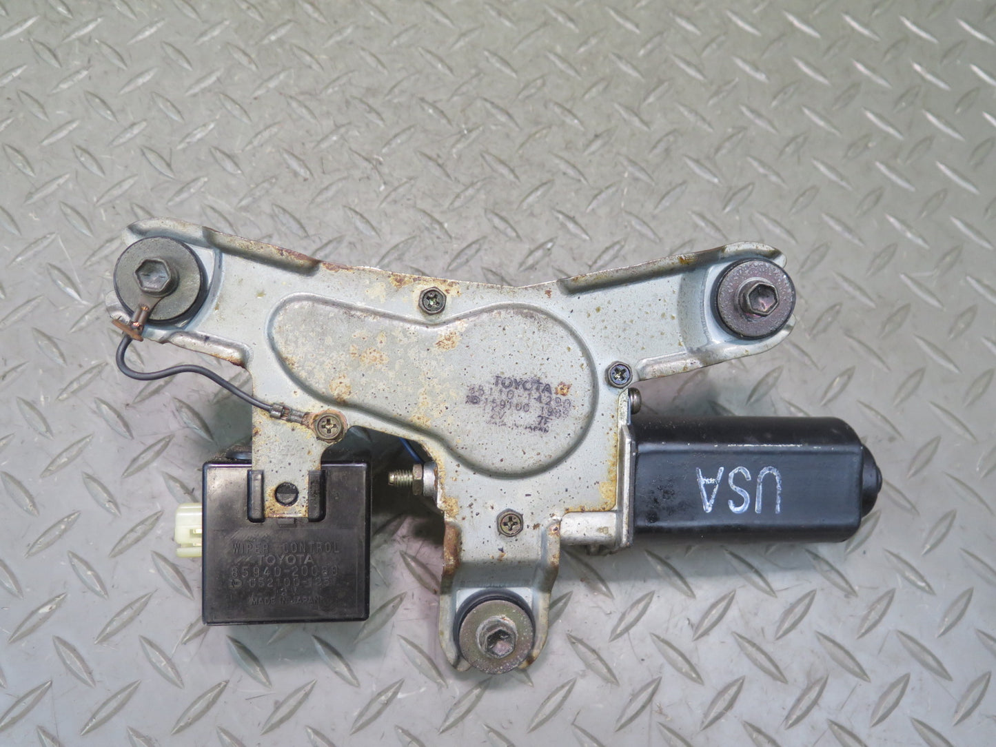 86-92 Toyota Supra MA70L Rear Trunk Lid Tailgate Wiper Motor OEM