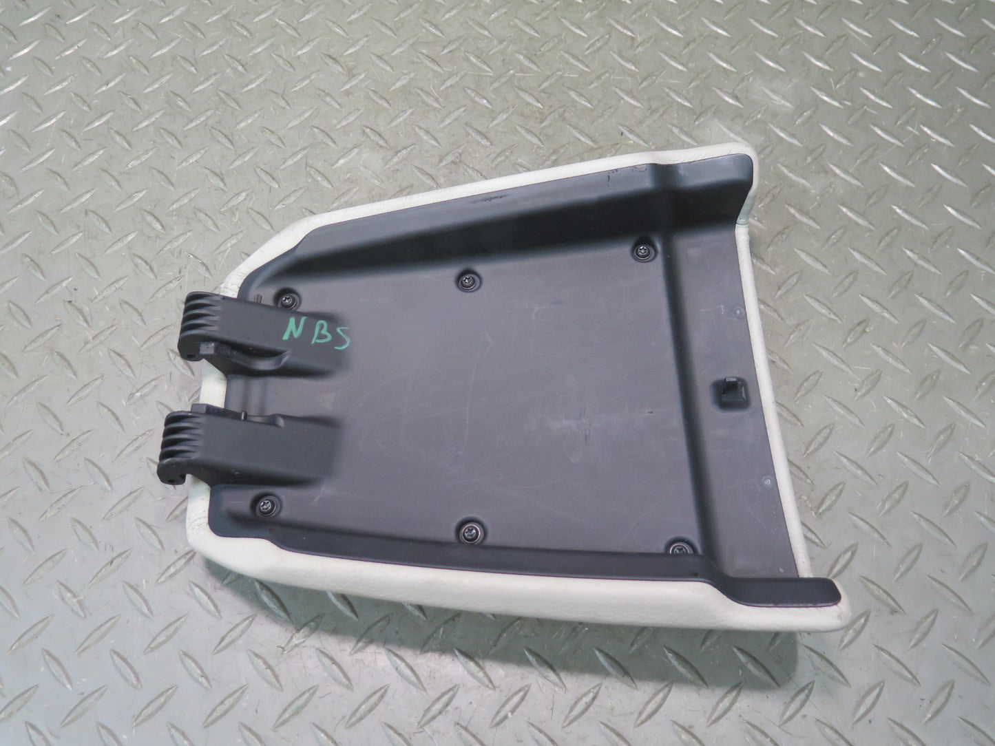 2006-2010 BMW E63 E64 M6 Center Console Leather Armrest Pad Cover