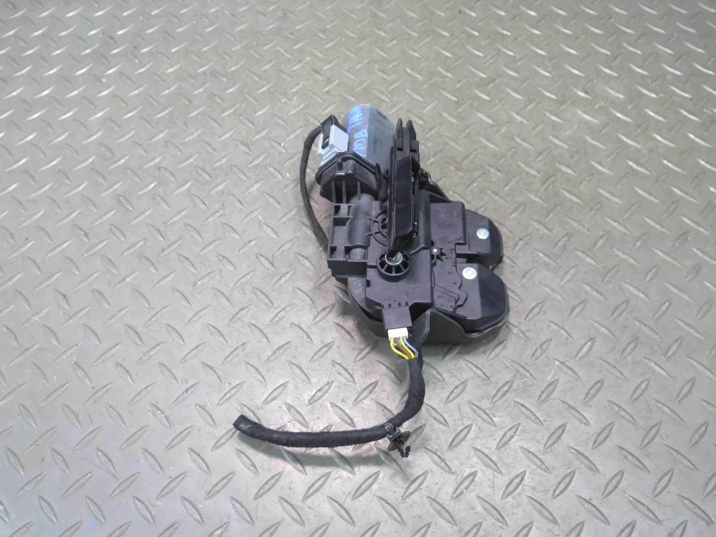 2015-2025 Porsche Macan Rear Trunk Lid Liftgate Lock Latch Actuator 95B827505