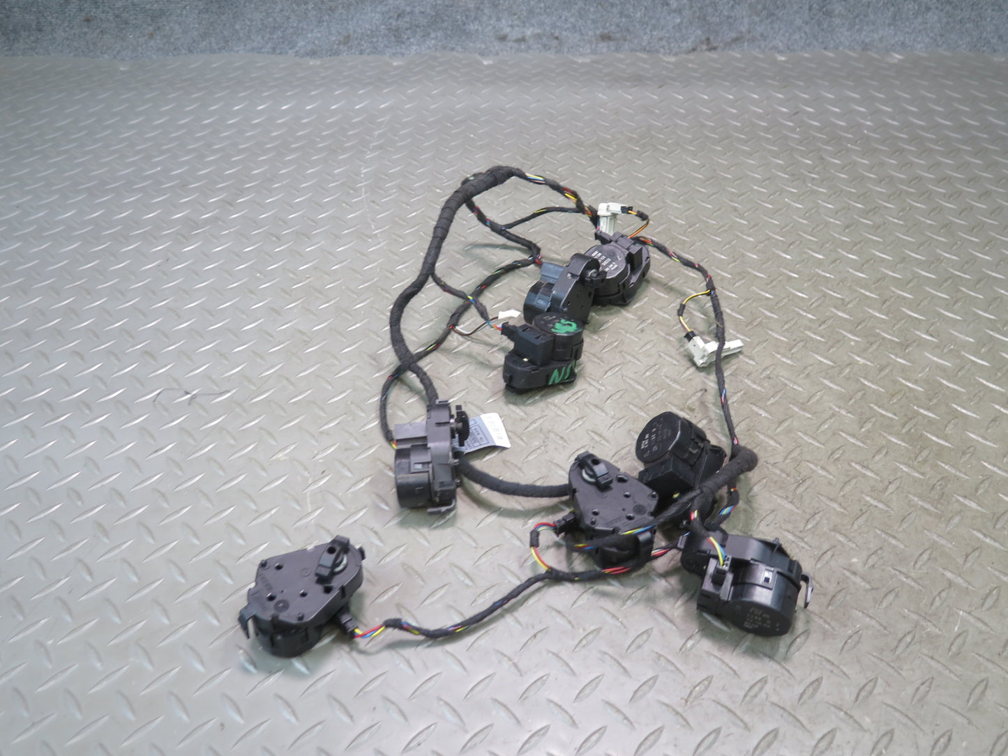 2006-2010 BMW E63 E64 M6 A/C Heater Flap Door Actuator Motor Wiring Set