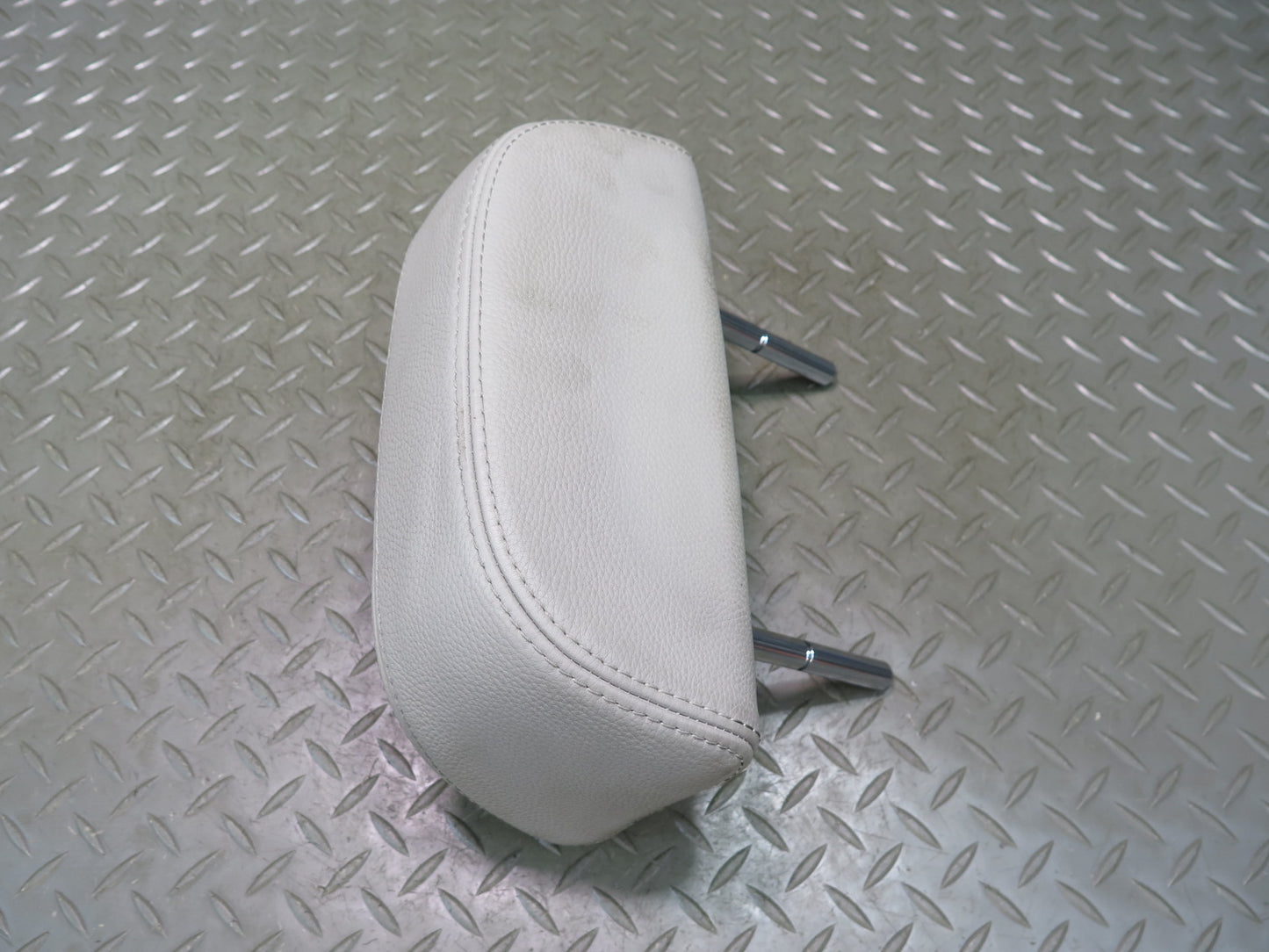 2006-2010 BMW E64 M6 Convertible Rear Left or Right Seat Leather Headrest