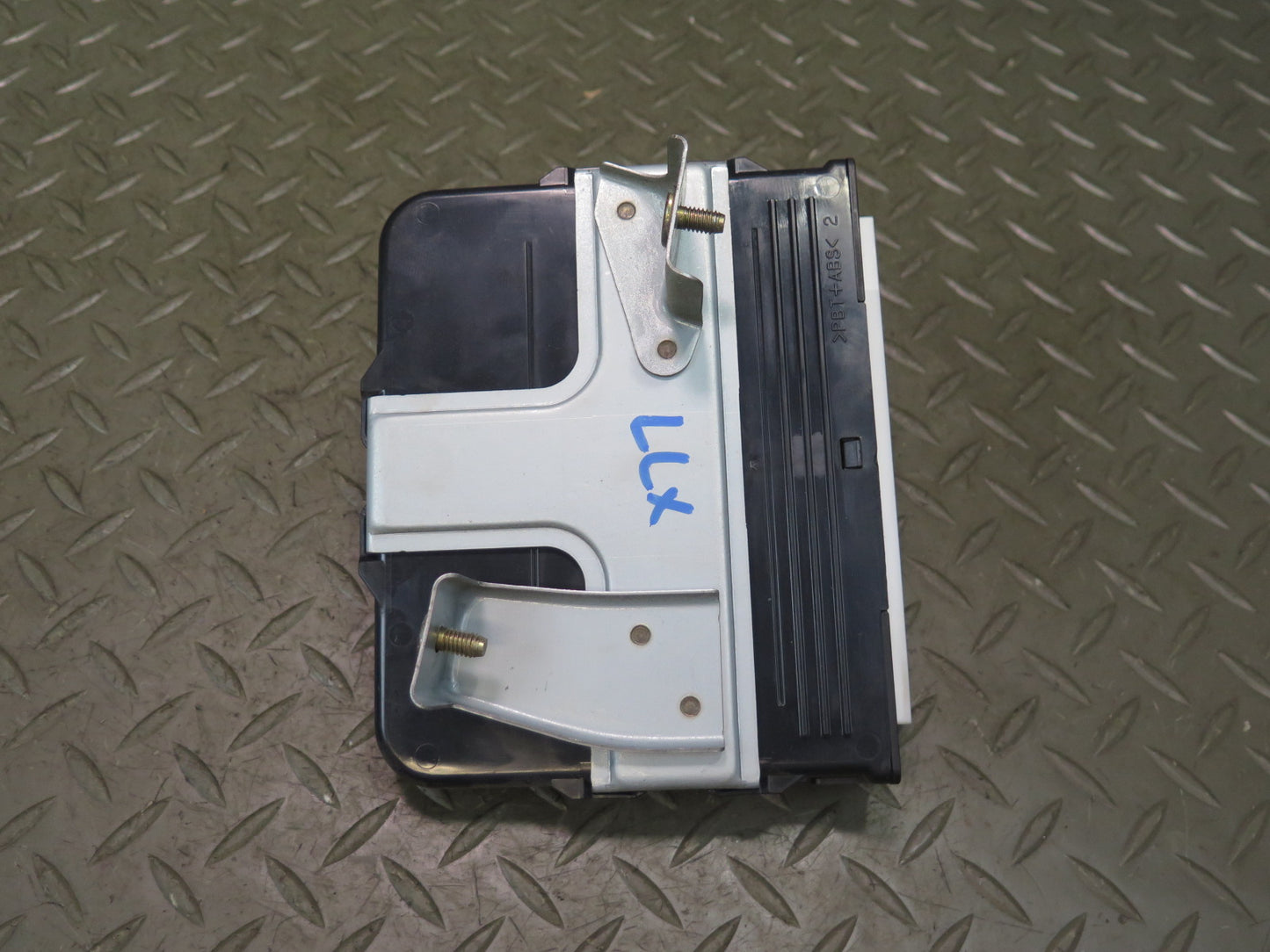 2003-2005 Lexus UZJ100L LX470 ABS TRC VSC Skid Control Module 89540-60430